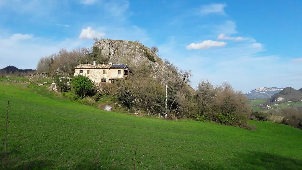 Sasso Erminia R&B Ecosostenibile Novafeltria 0*,